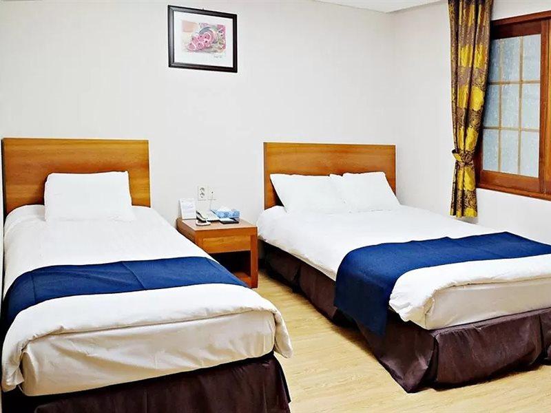 Jeju Parkside Tourist Hotel Eksteriør bilde